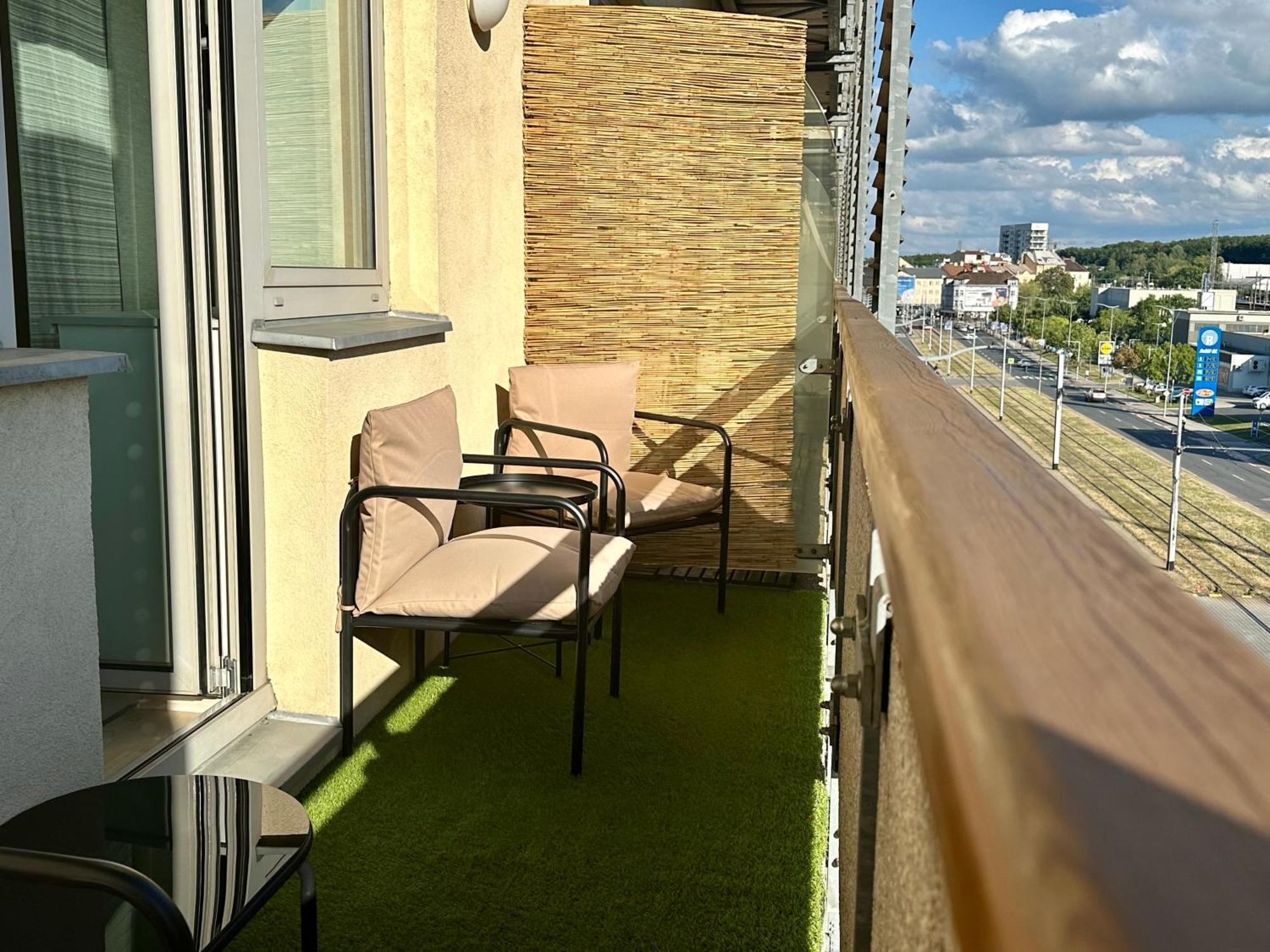 Apartment Ceskomoravska - O2 Arena Prag