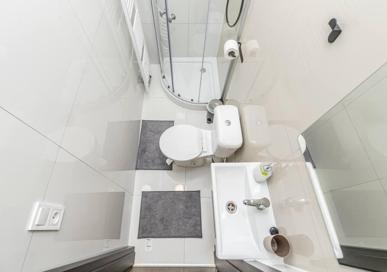 Crimson Charm Apartment Prag