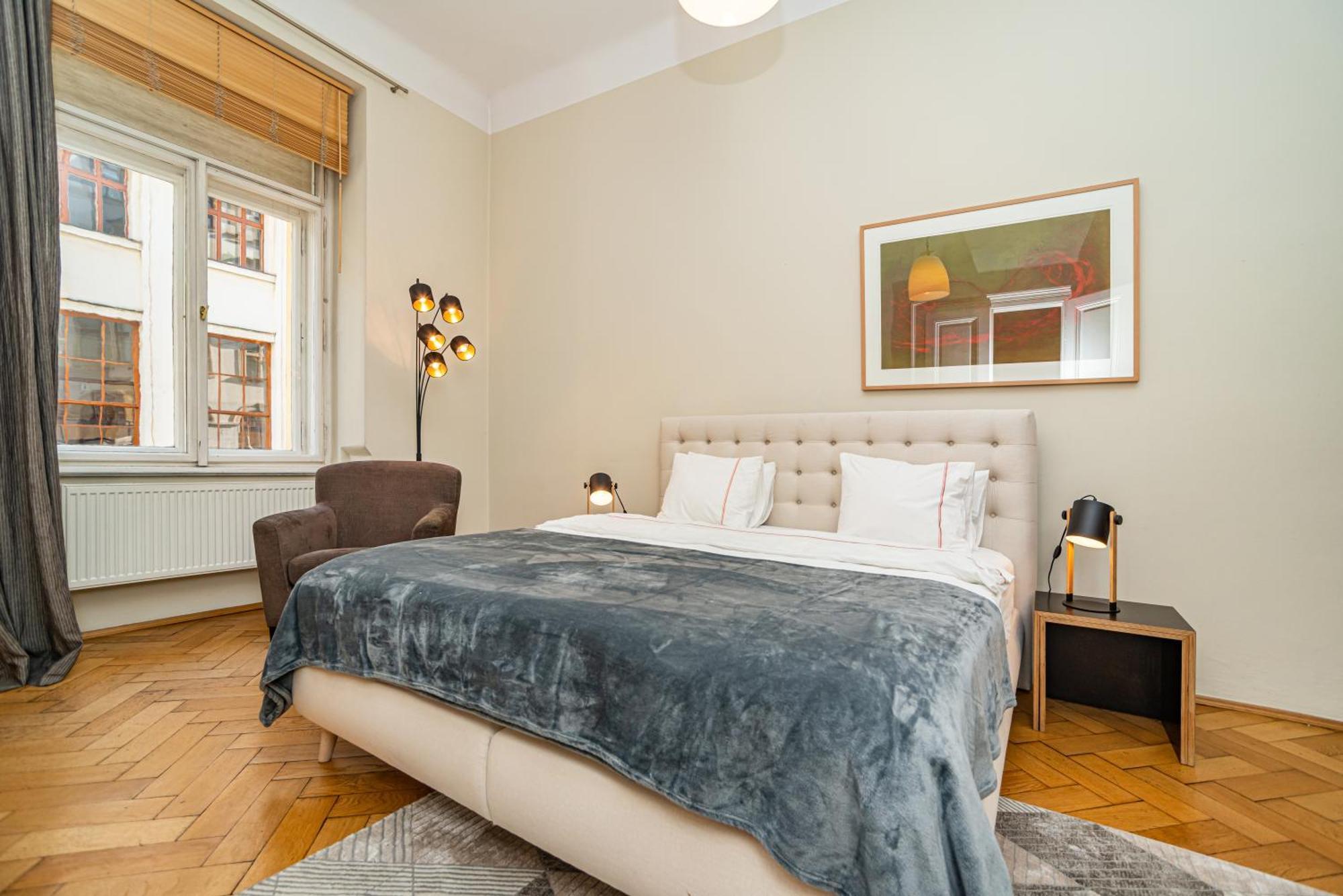 Apartment Large And Modern In The Heart Of *