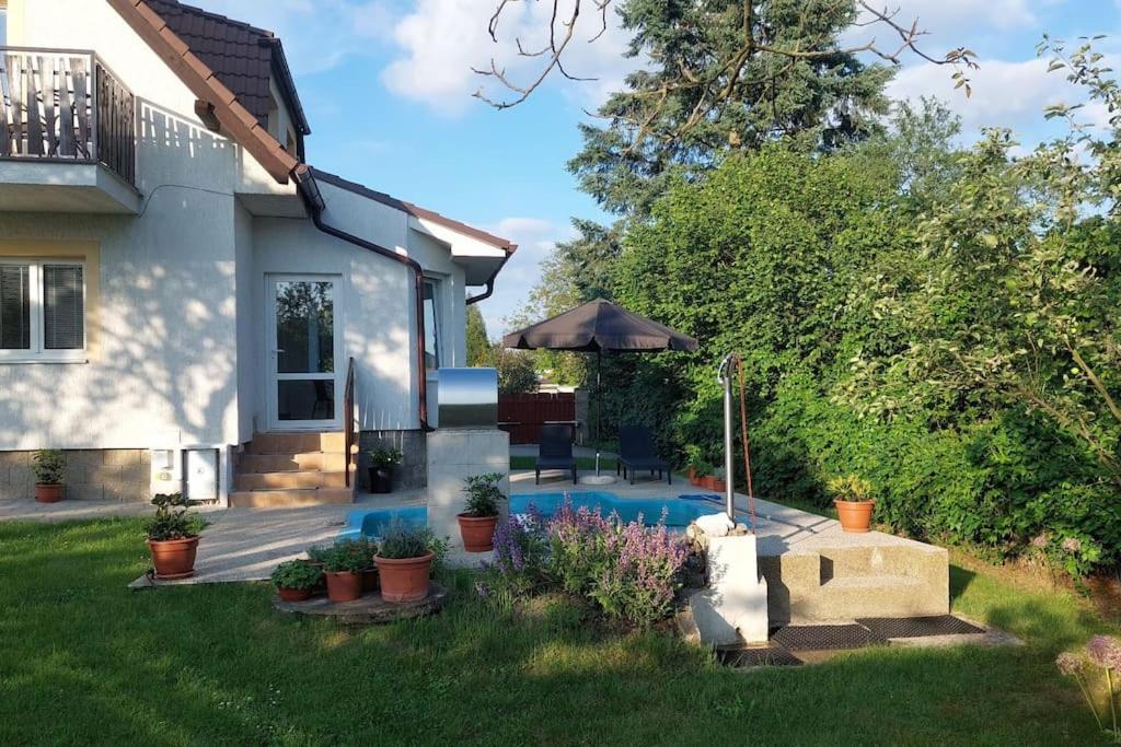Klasicky Dum, 5 Loznic , 5 Bedrooms, * Prag