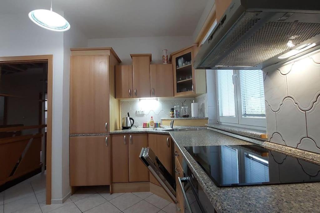 Klasicky Dum, 5 Loznic , 5 Bedrooms, Feriehus