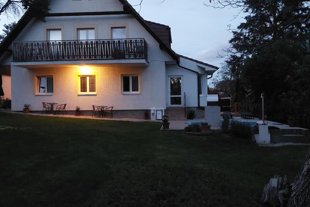 Klasicky Dum, 5 Loznic , 5 Bedrooms, Prag