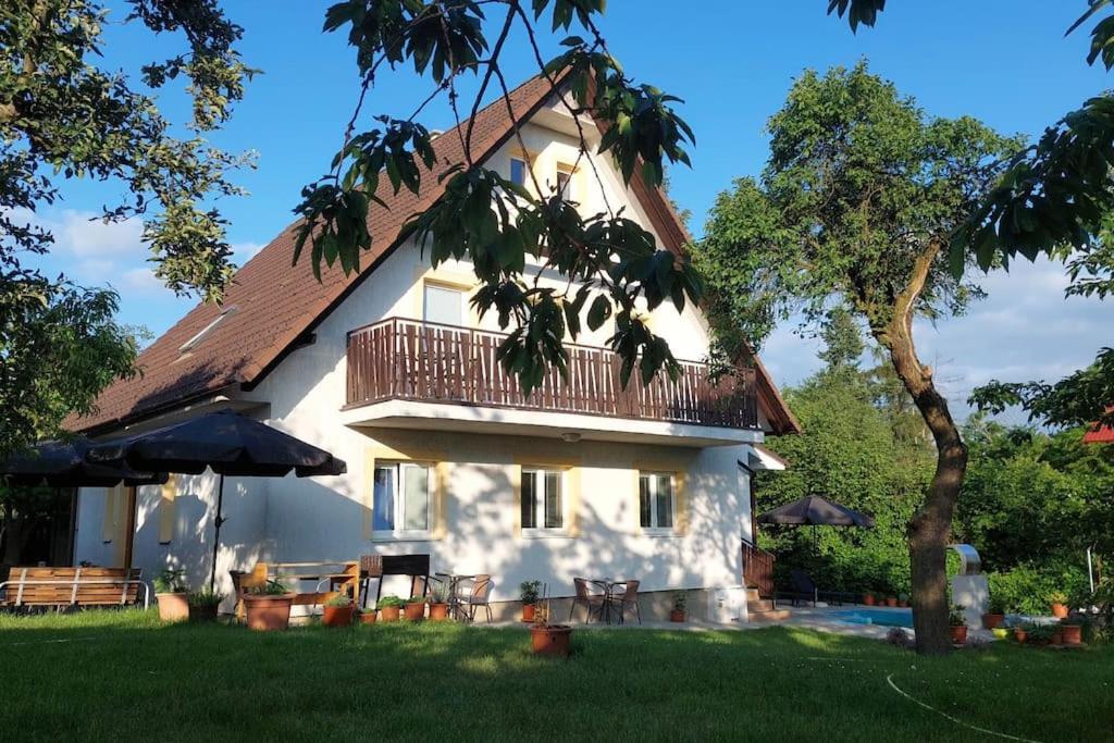 Klasicky Dum, 5 Loznic , 5 Bedrooms,