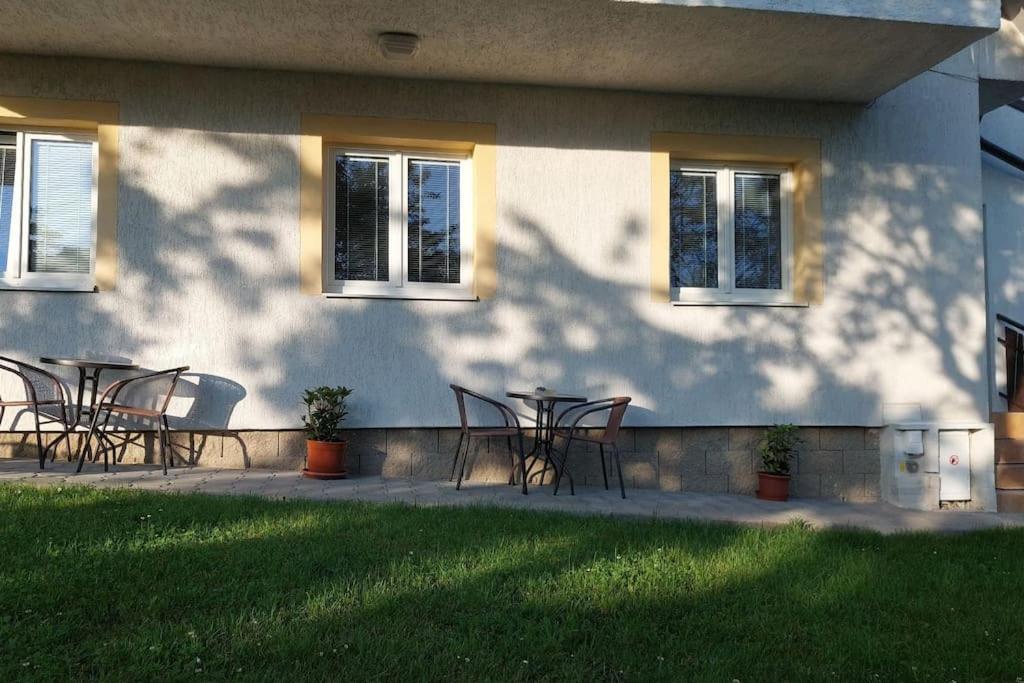 Klasicky Dum, 5 Loznic , 5 Bedrooms, Prag