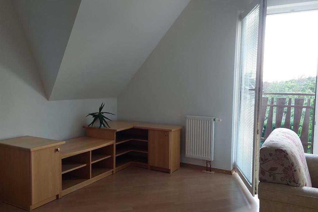Klasicky Dum, 5 Loznic , 5 Bedrooms, Feriehus Prag