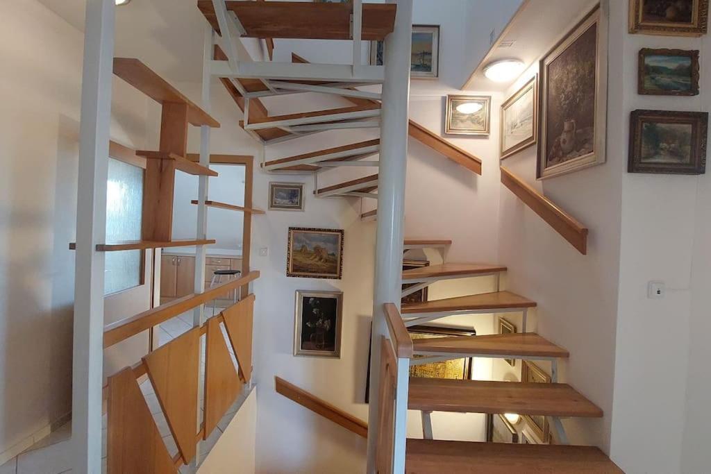 Feriehus Klasicky Dum, 5 Loznic , 5 Bedrooms,