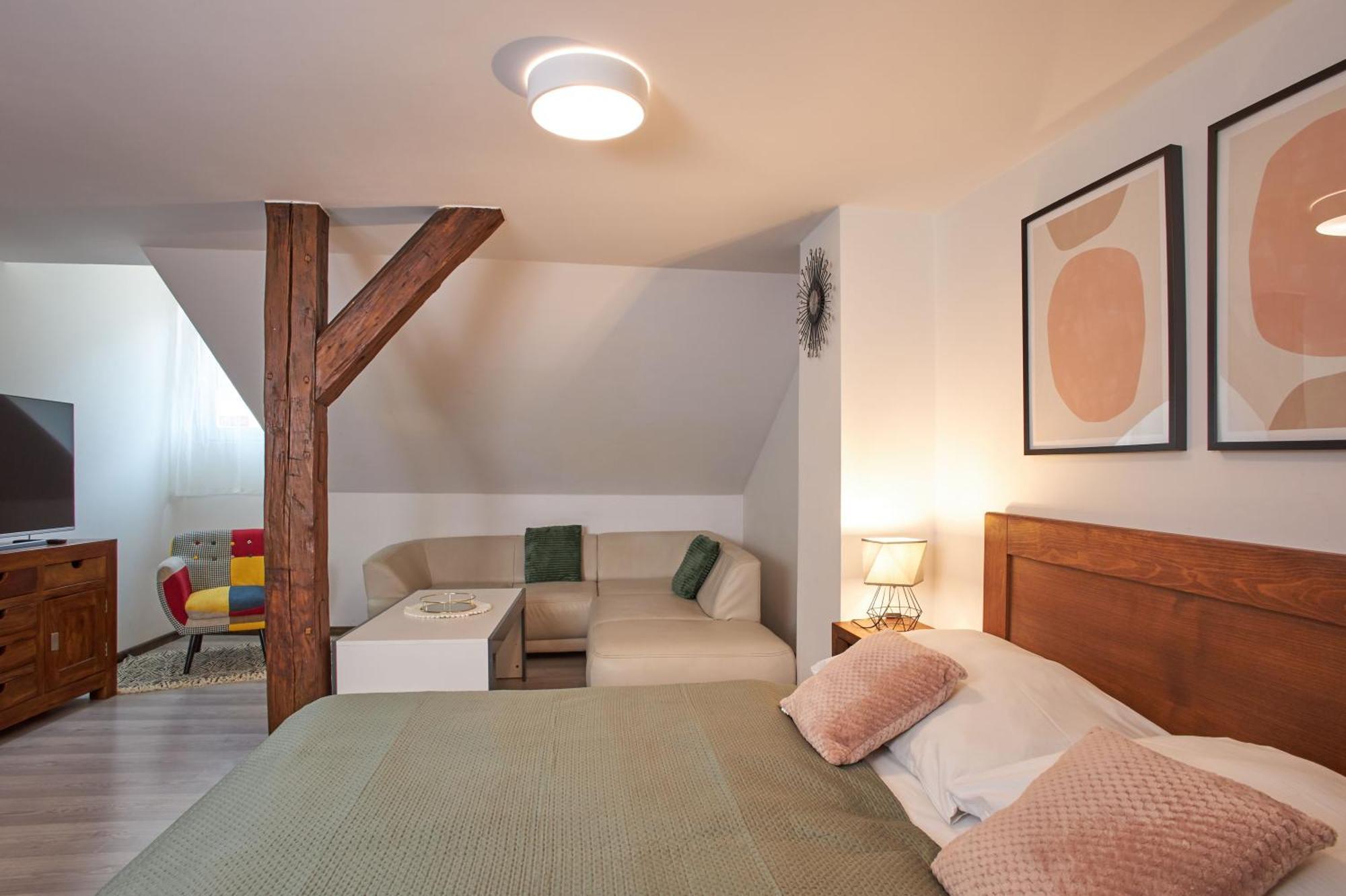 Aparthotel Rybna - Old Town