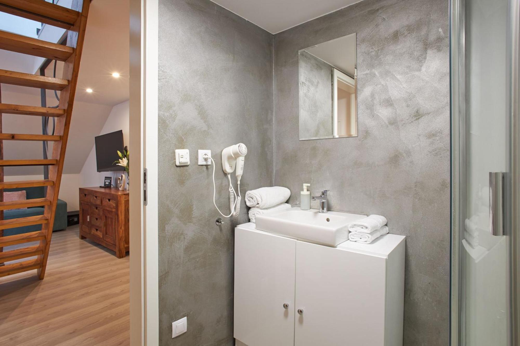 Aparthotel Rybna - Old Town