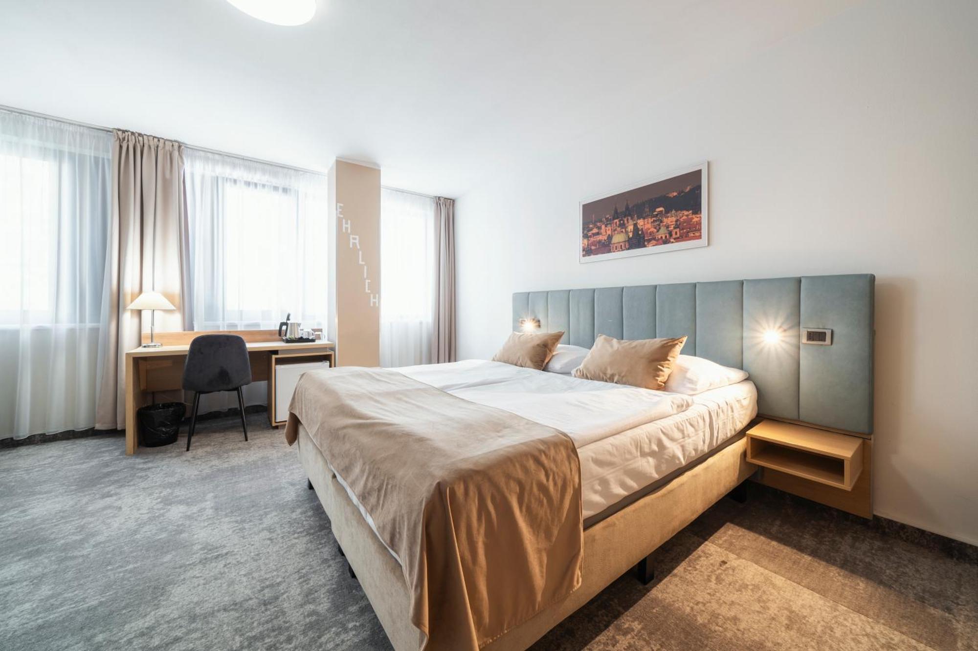 Ehrlich Hotell