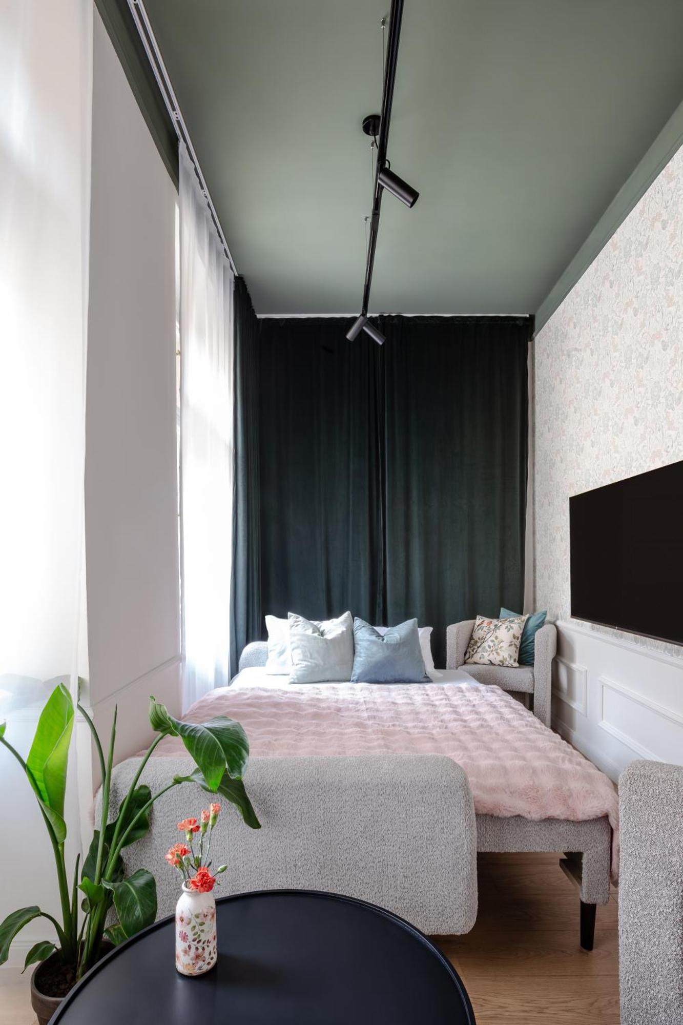 Apartment Turnkey I Antonin Dvorak *