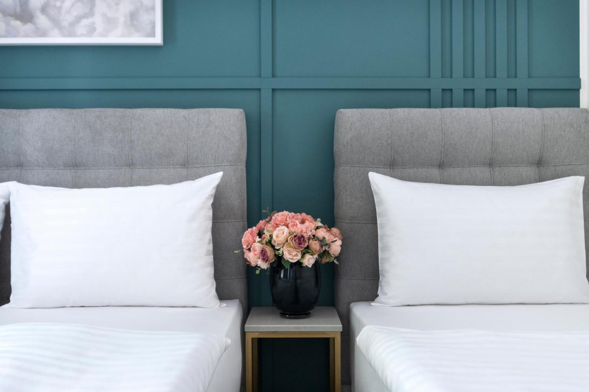 Encore Boutique By Dwellfort 4*