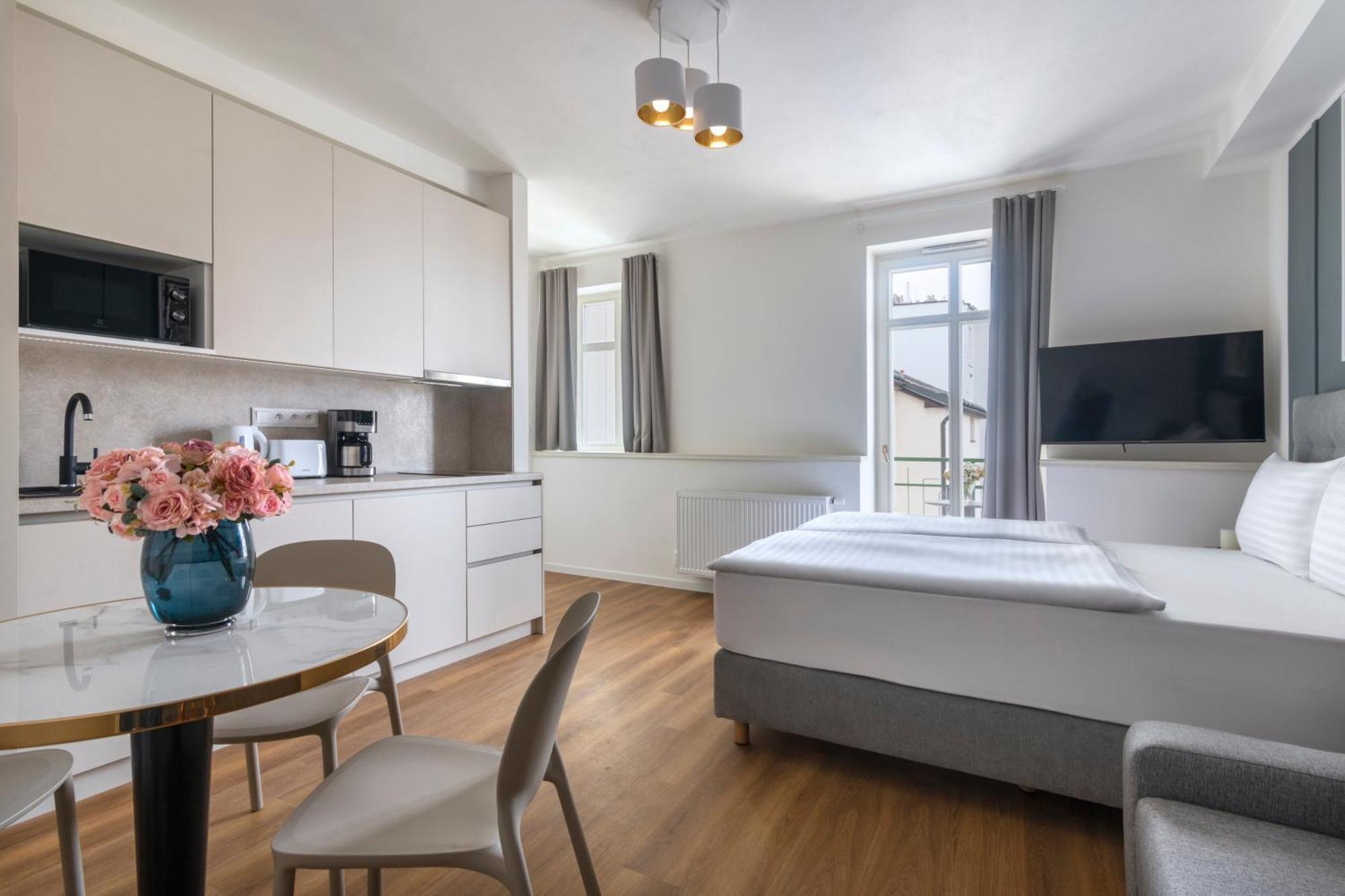 Encore Boutique By Dwellfort Lägenhetshotell
