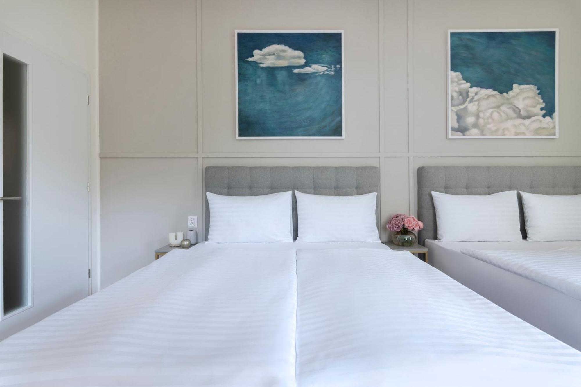Encore Boutique By Dwellfort Prag