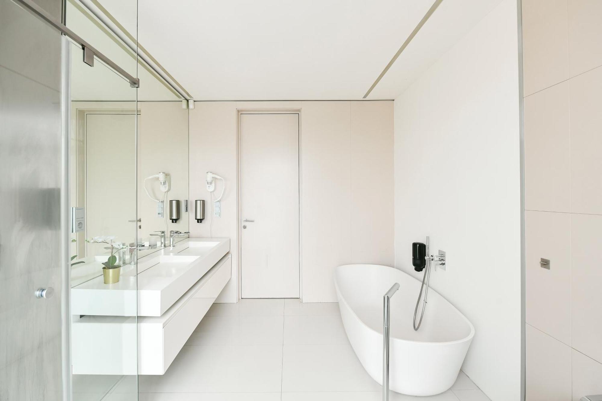 Lägenhet Presidential Penthouse, 303m2, Jacuzzi On Terrace, Sauna, 6bdrm, 4bthrm, Ac, Lift *