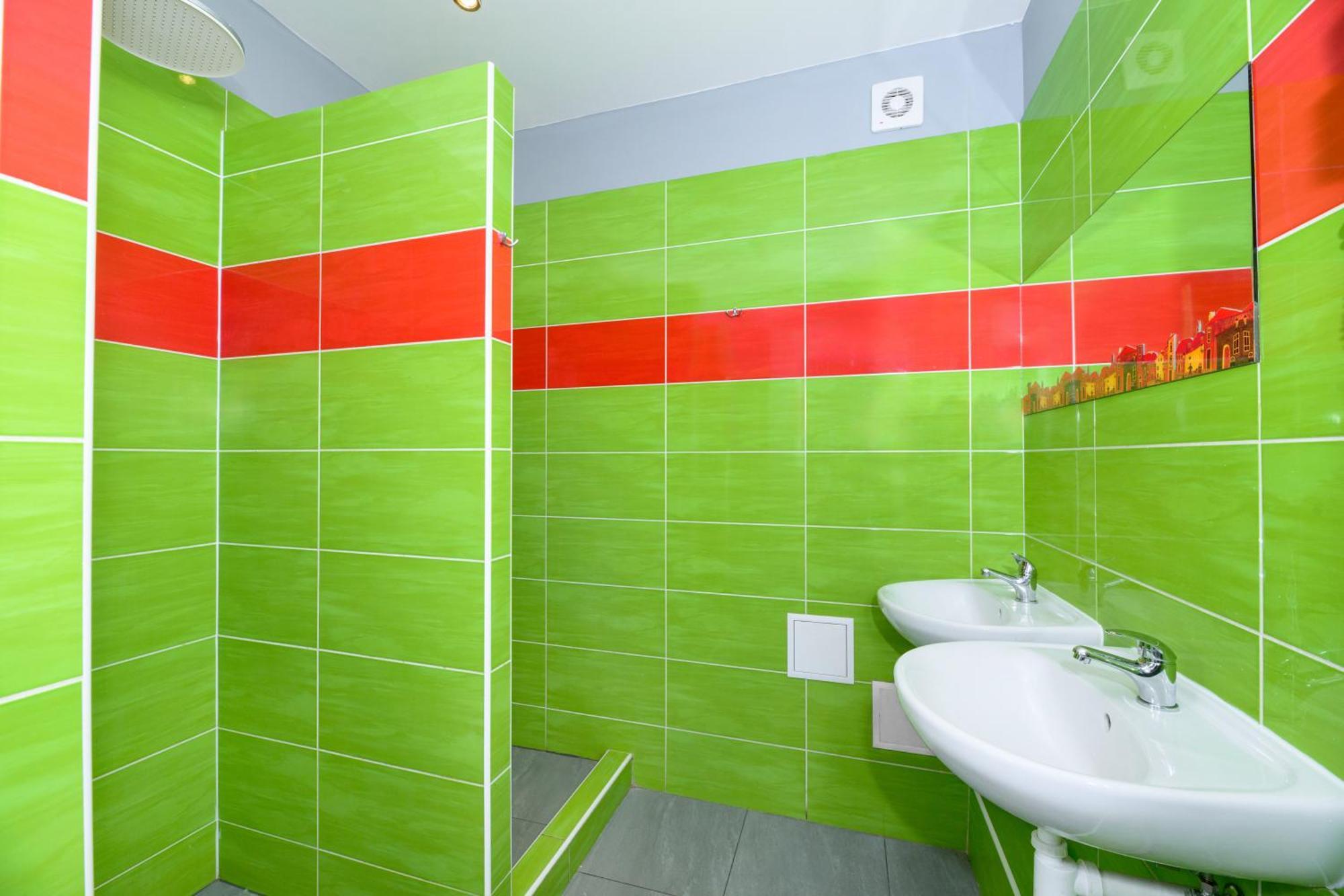 Benedikt City Center Hostel *
