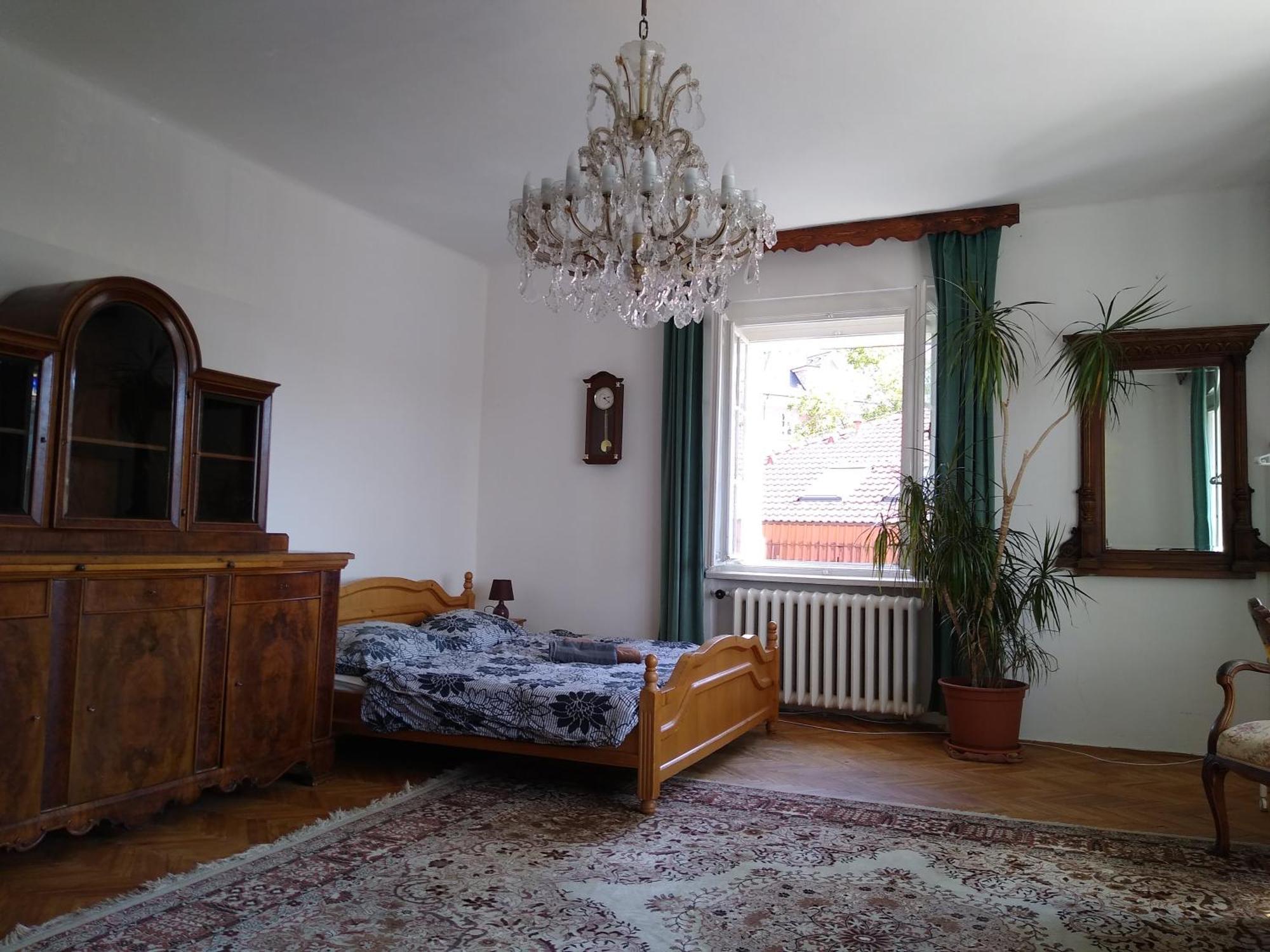 In Prague-big+comfy *