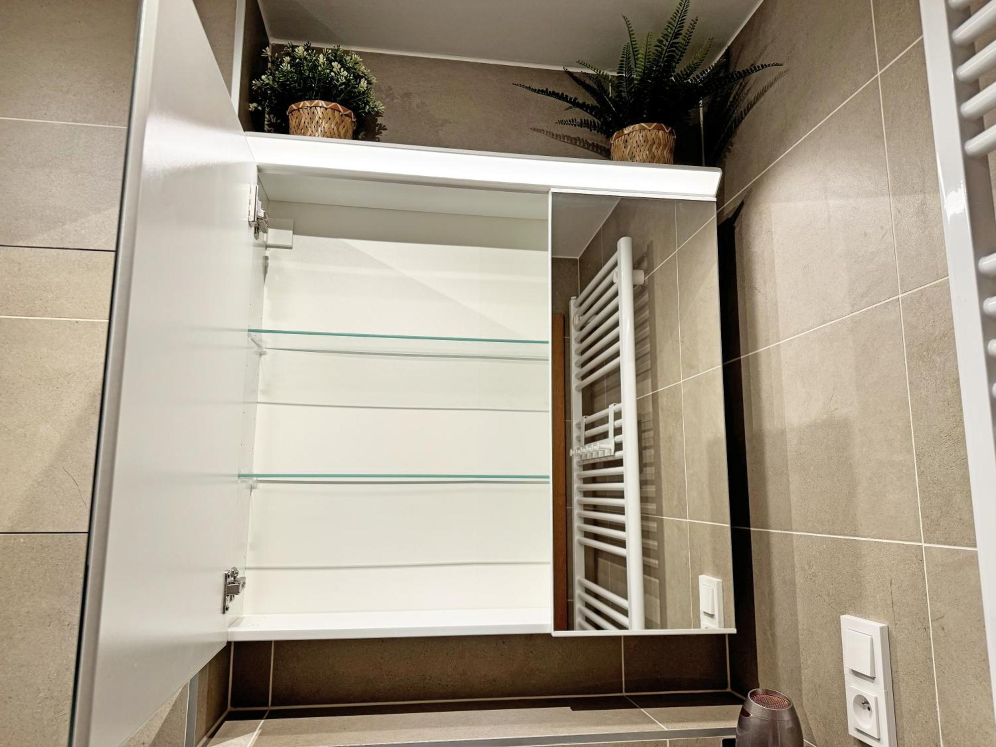 New Studio, King Bed, Free Parking, Terrace Apartment Prague