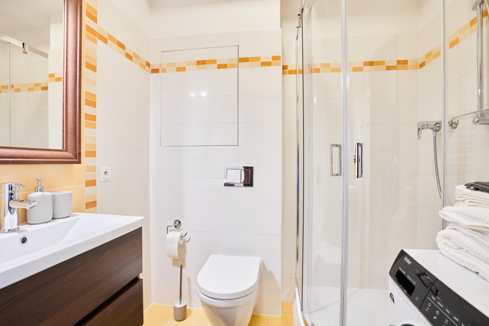 Apartment High-sky O2 Arena With Garage Parking And Ac *
