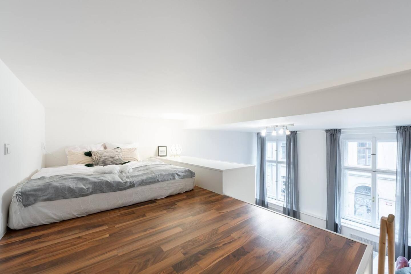 Apartment Modern Loft Getaway Prag
