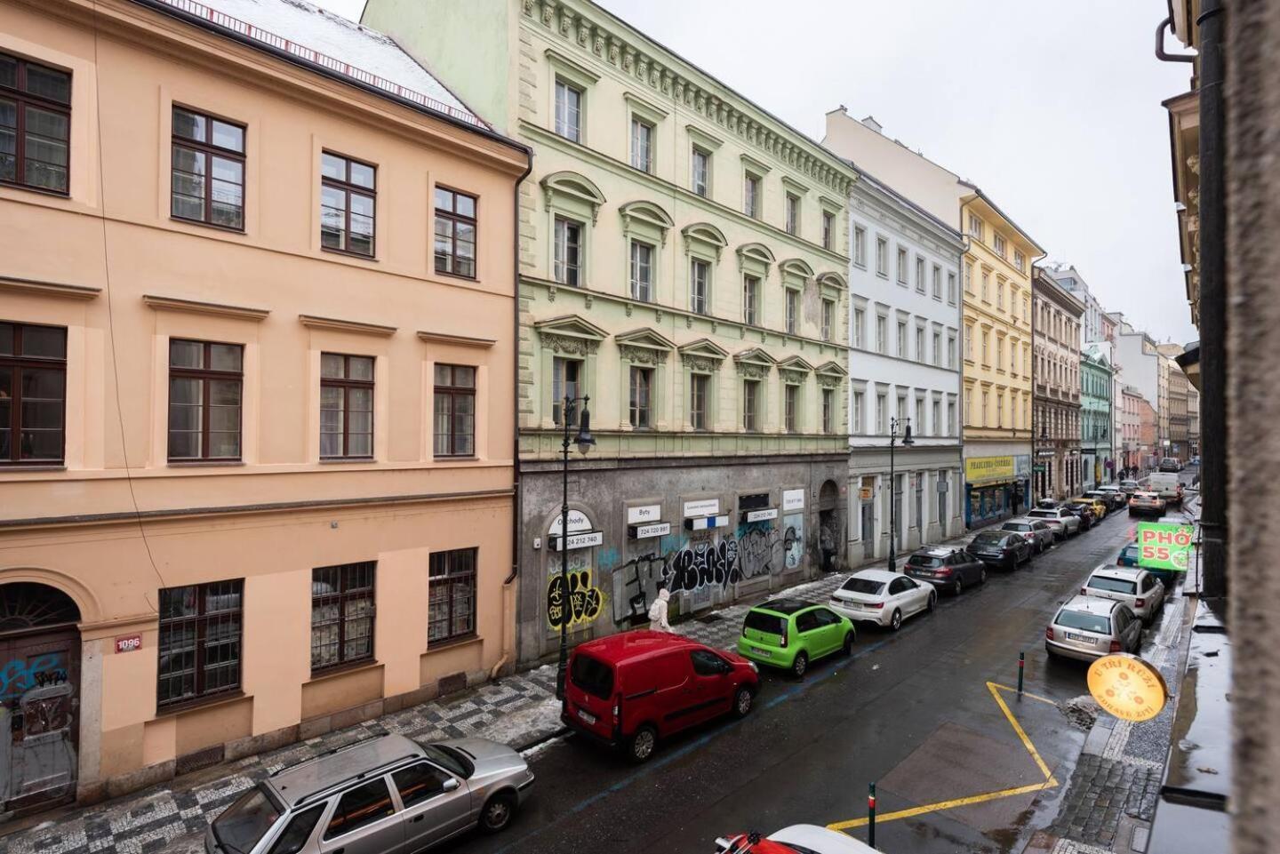 Modern Loft Getaway * Prag