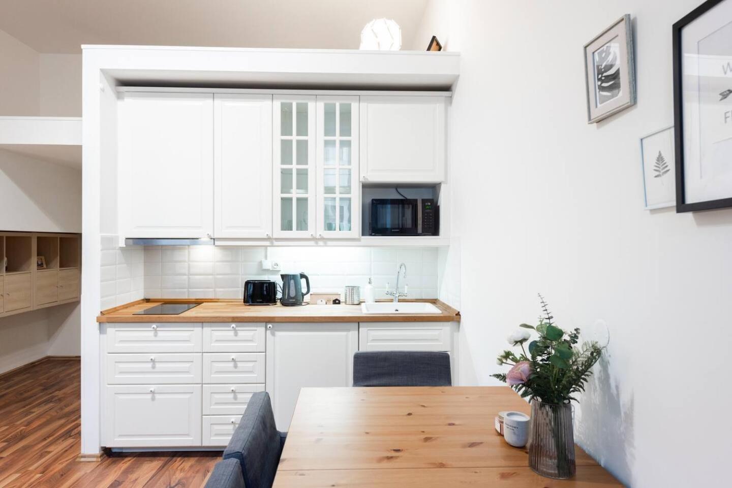 Apartment Modern Loft Getaway Prag