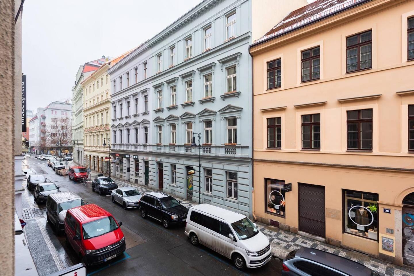 Modern Loft Getaway * Prag