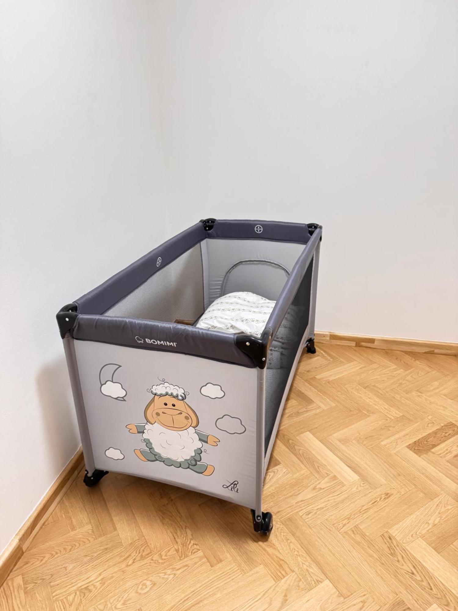 Familyvilla, New 4 Luxury Big Apartments, Parking Prag
