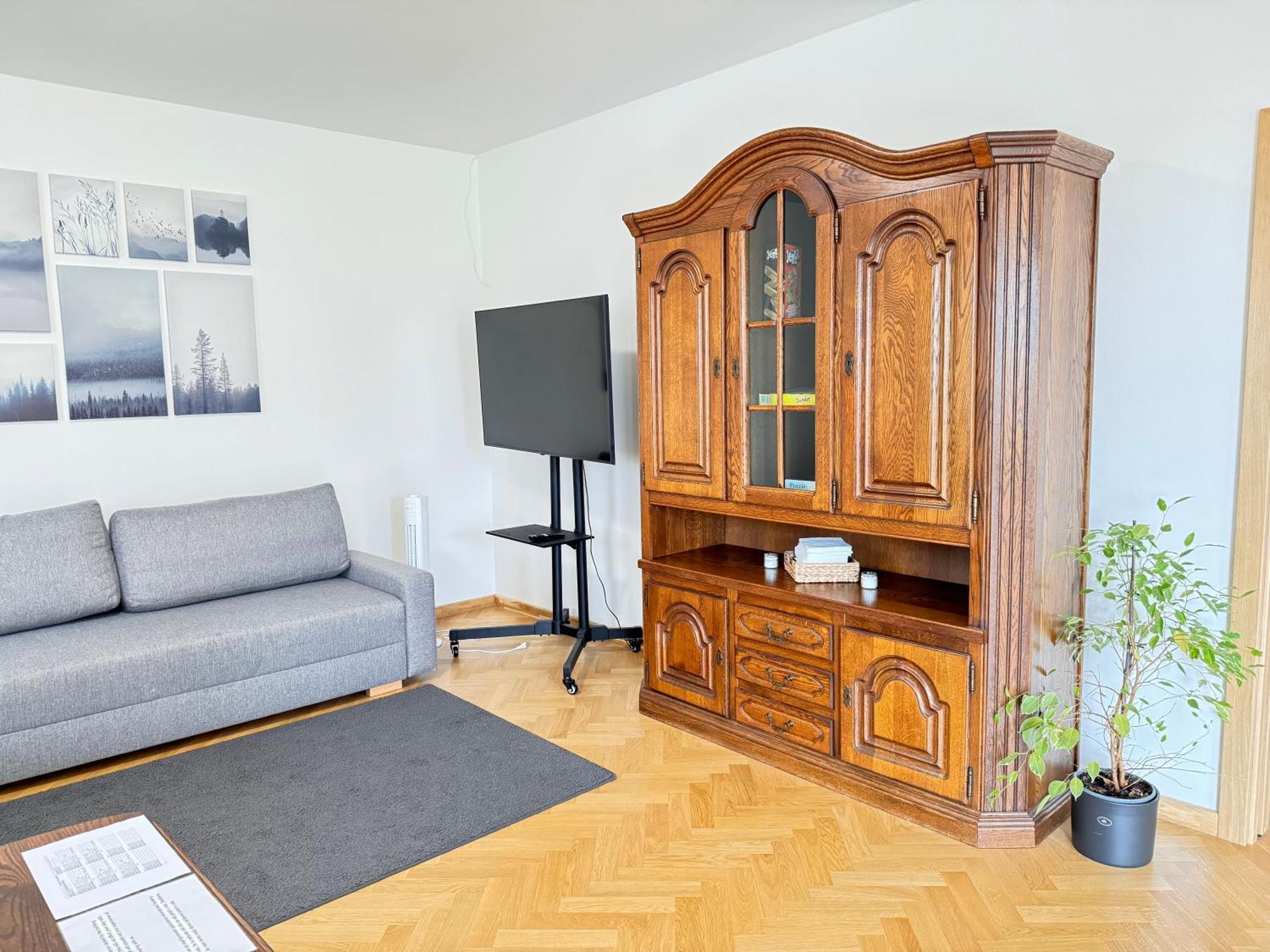 Familyvilla, New 4 Luxury Big Apartments, Parking Prag