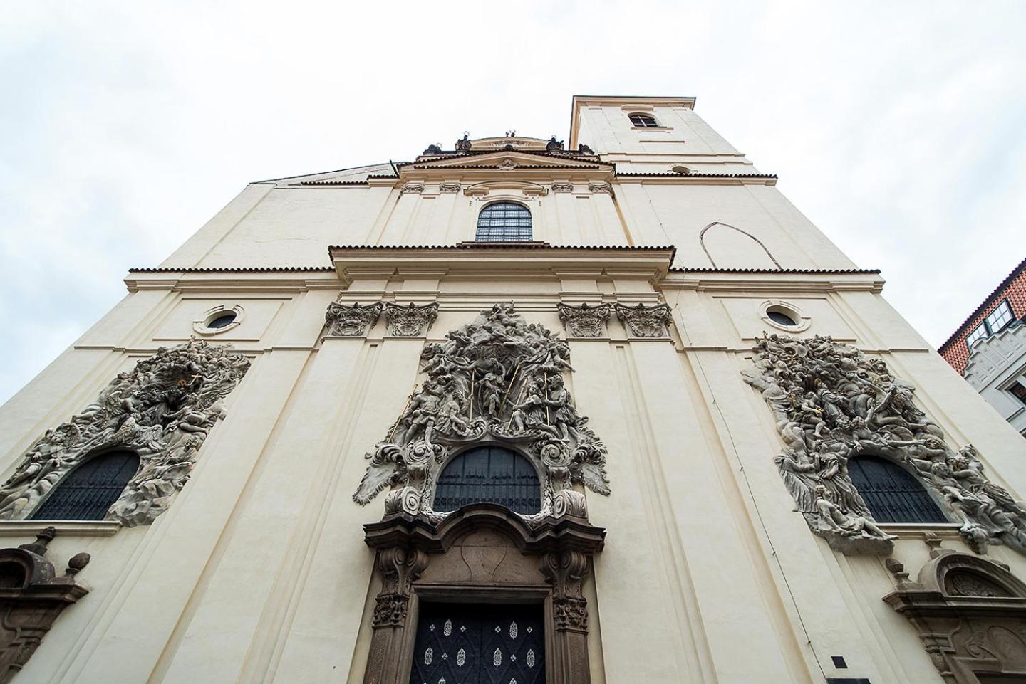 Luxurious Two-bedroom In The Old Town Prag