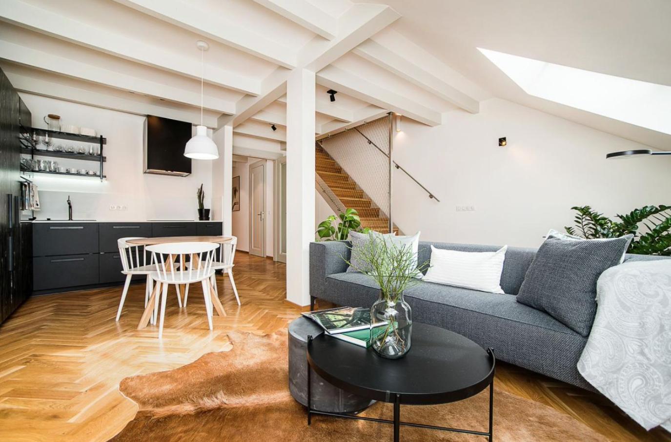 Large And Modern In The Heart Of Prag
