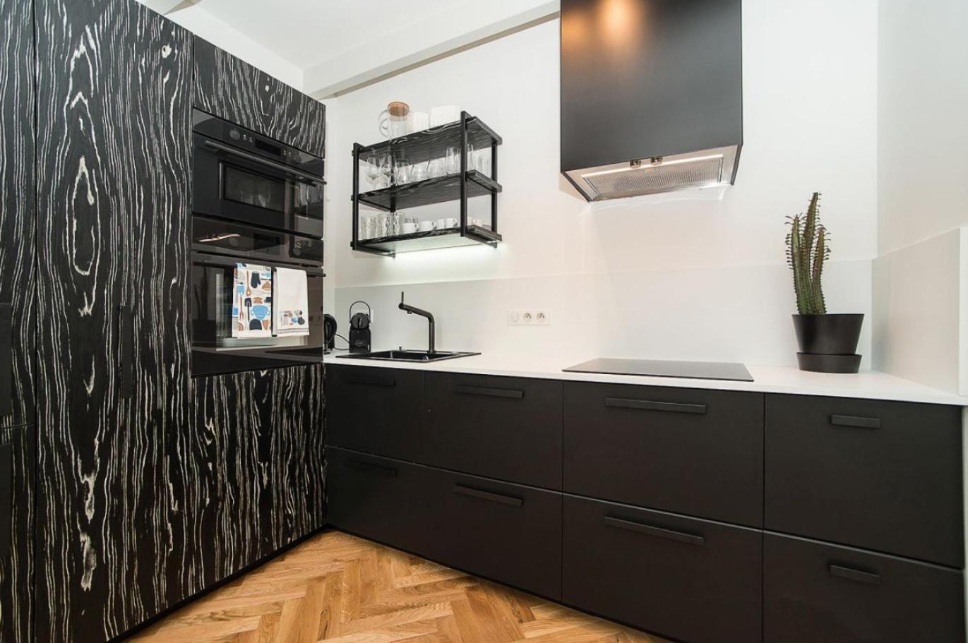 Apartment Large And Modern In The Heart Of Prag