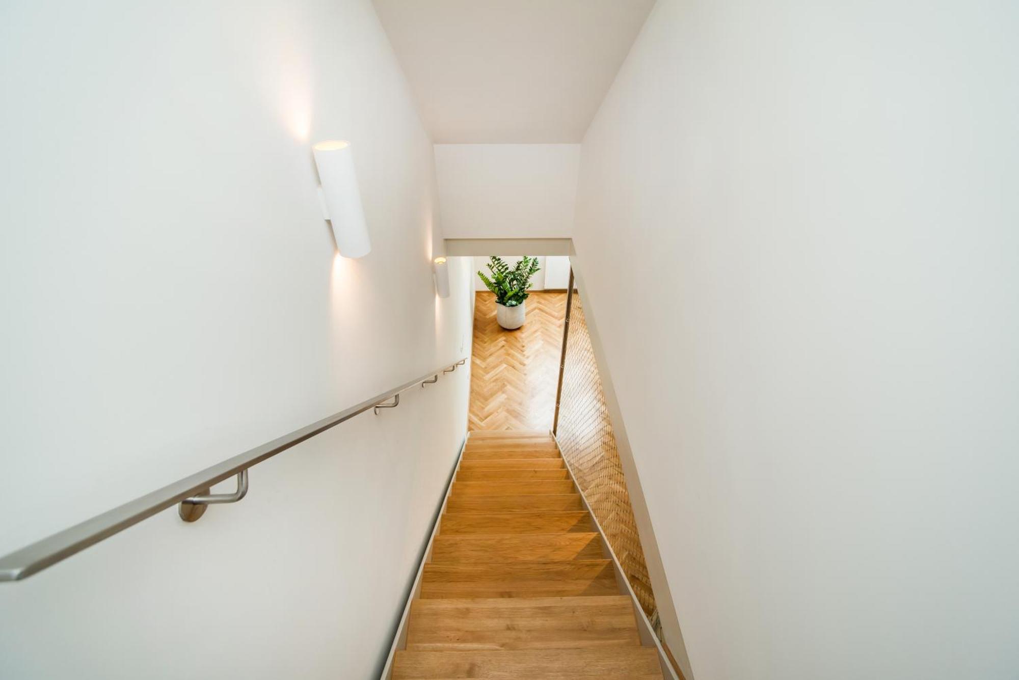 Apartment Large And Modern In The Heart Of *