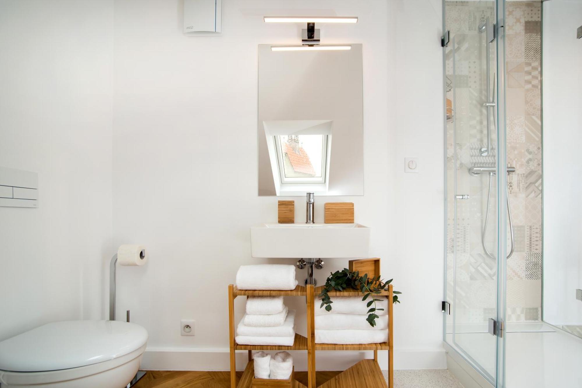 Apartment Large And Modern In The Heart Of *