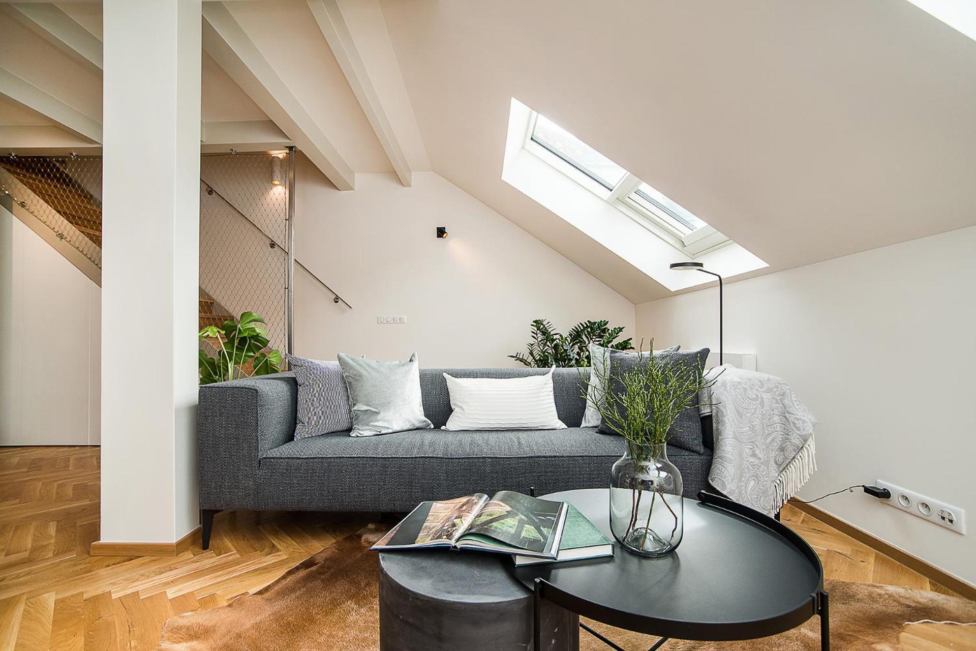 Large And Modern In The Heart Of Prag
