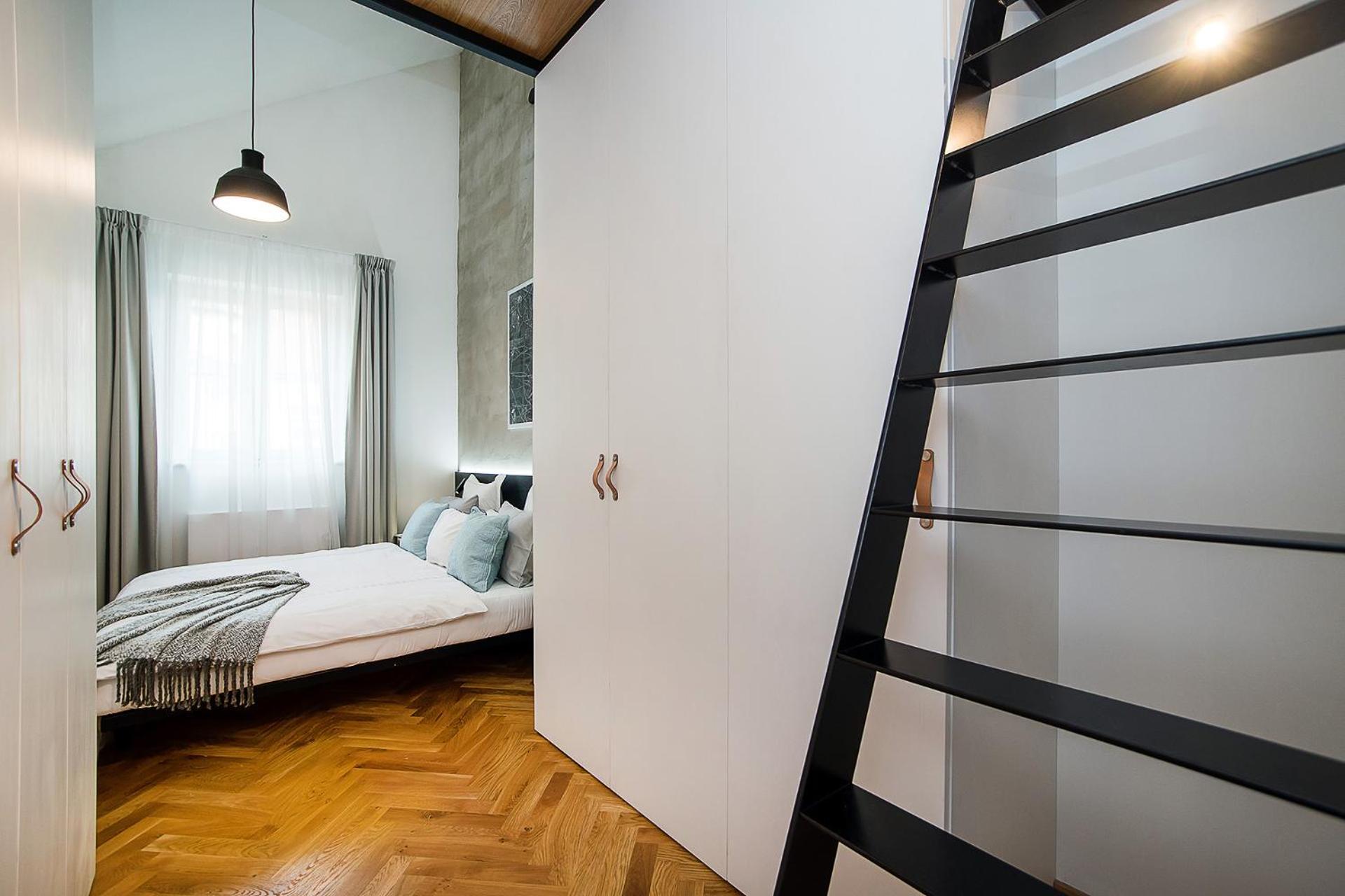 Apartment Large And Modern In The Heart Of