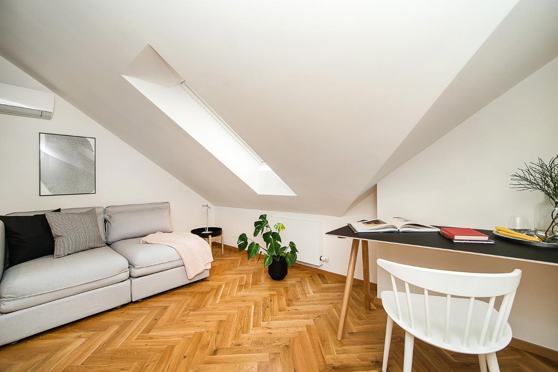 Large And Modern In The Heart Of *