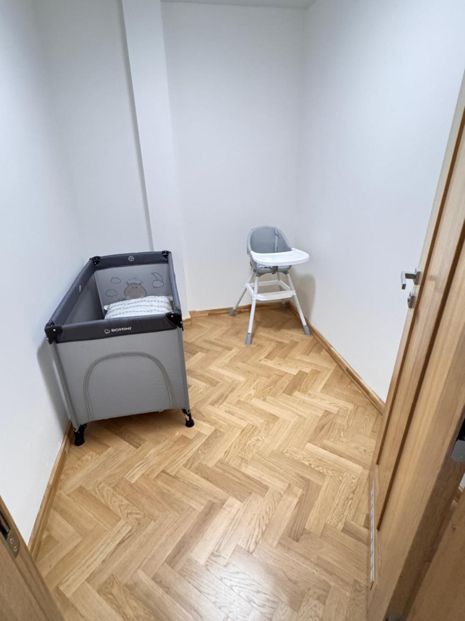 Apartment Familyvilla, New 4 Luxury Big Apartments, Parking Prag