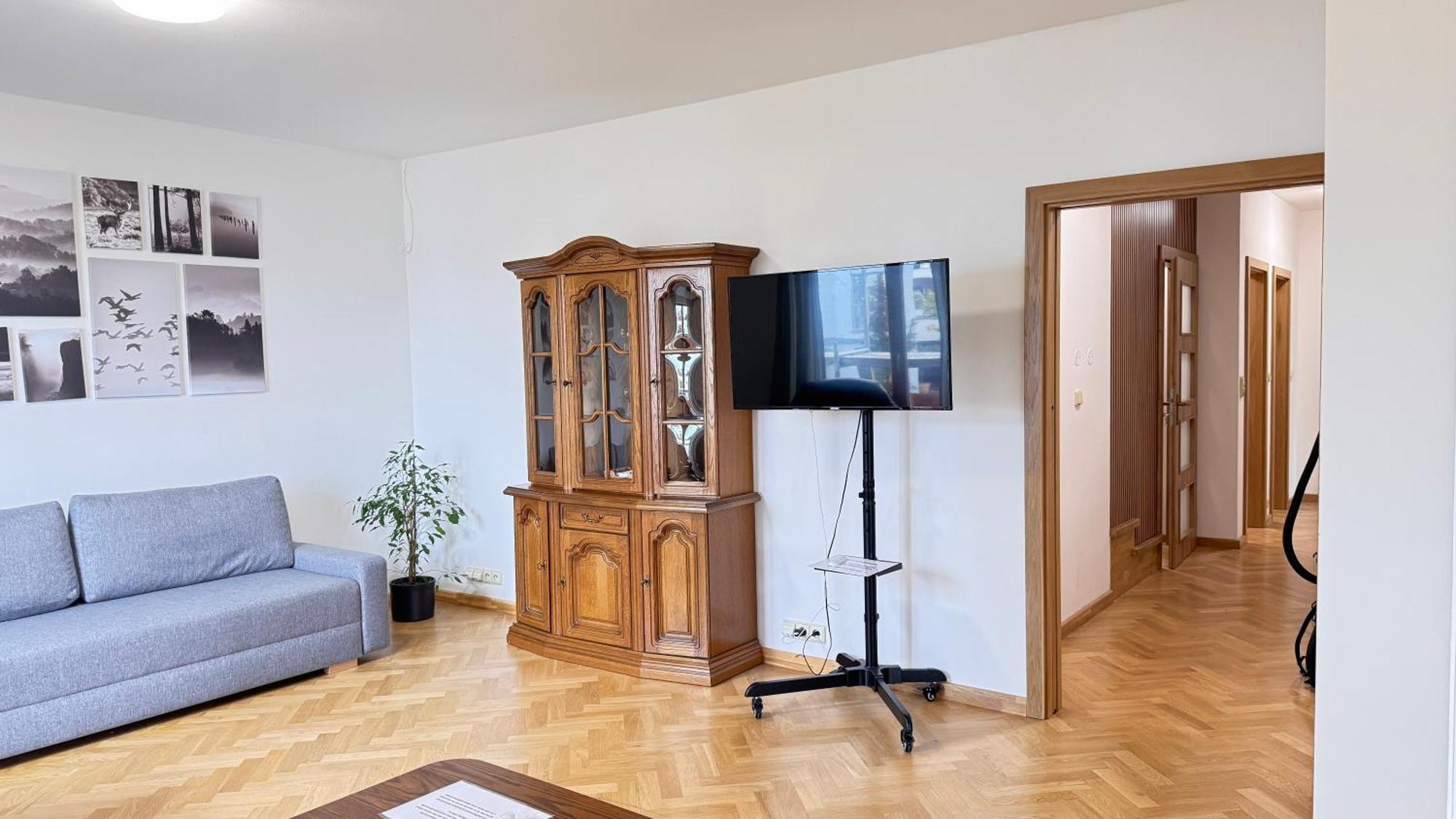 Familyvilla, New 4 Luxury Big Apartments, Parking Apartment