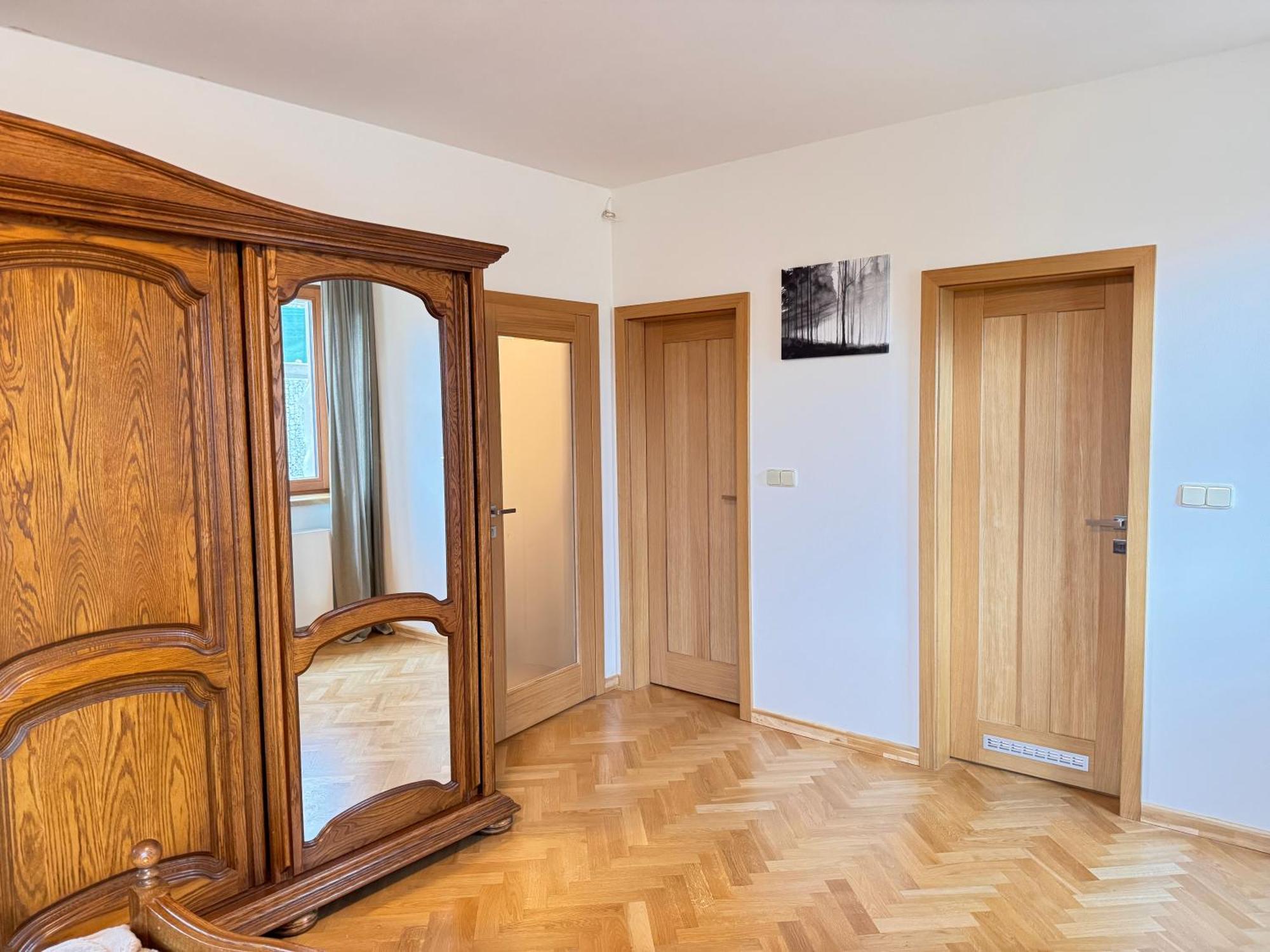 Apartment Familyvilla, New 4 Luxury Big Apartments, Parking