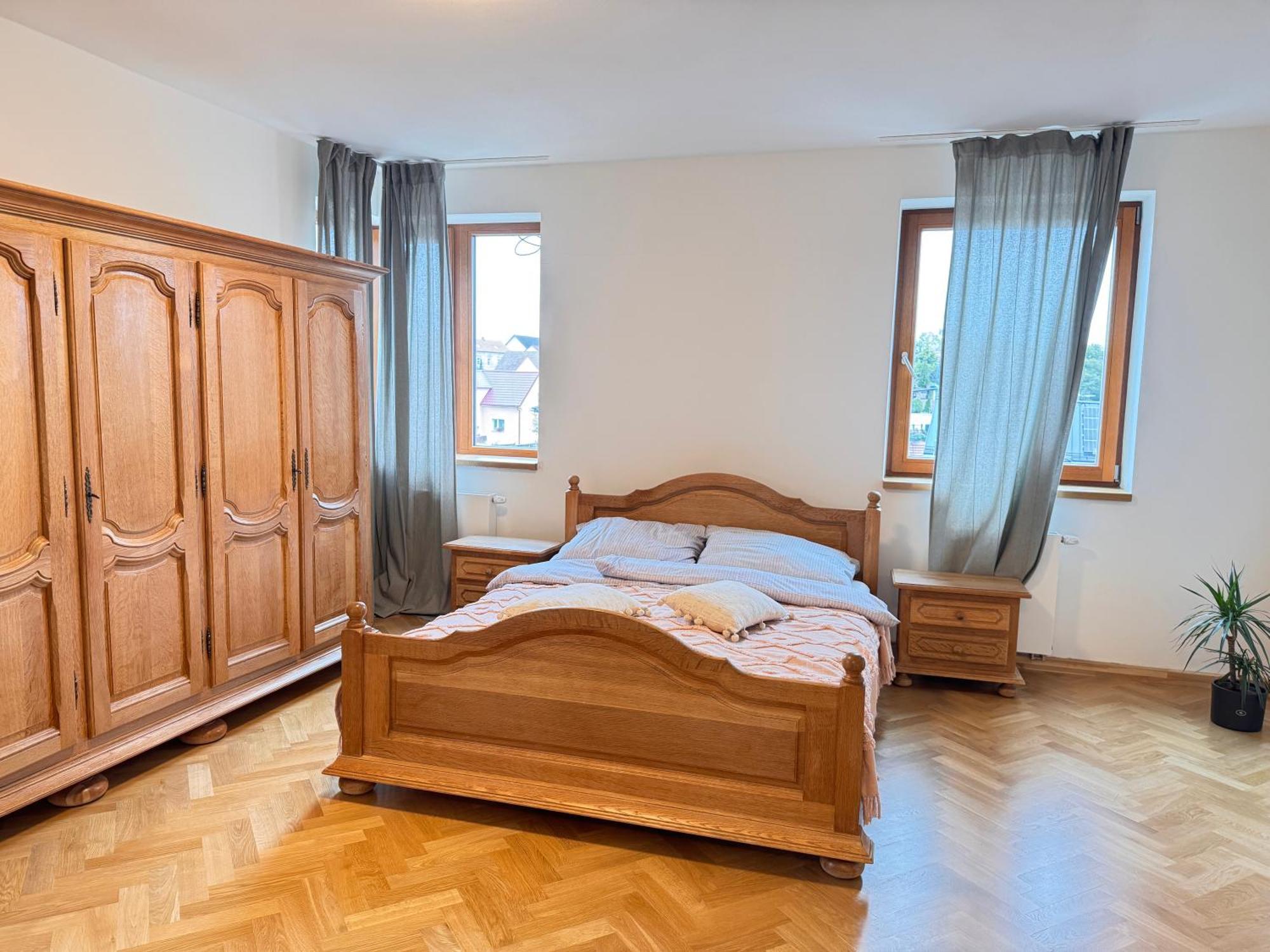 Apartment Familyvilla, New 4 Luxury Big Apartments, Parking Prag