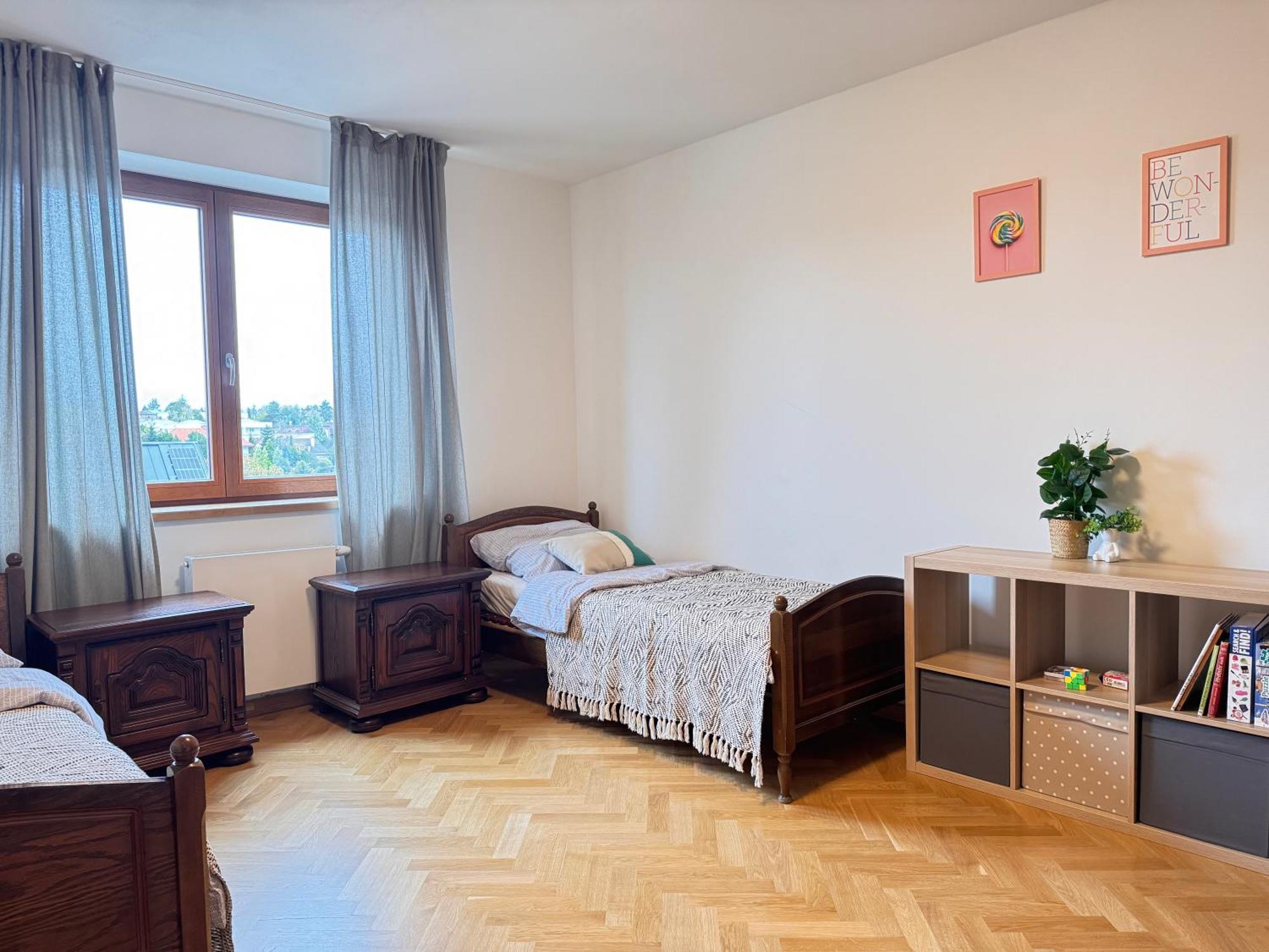 Familyvilla, New 4 Luxury Big Apartments, Parking Apartment *