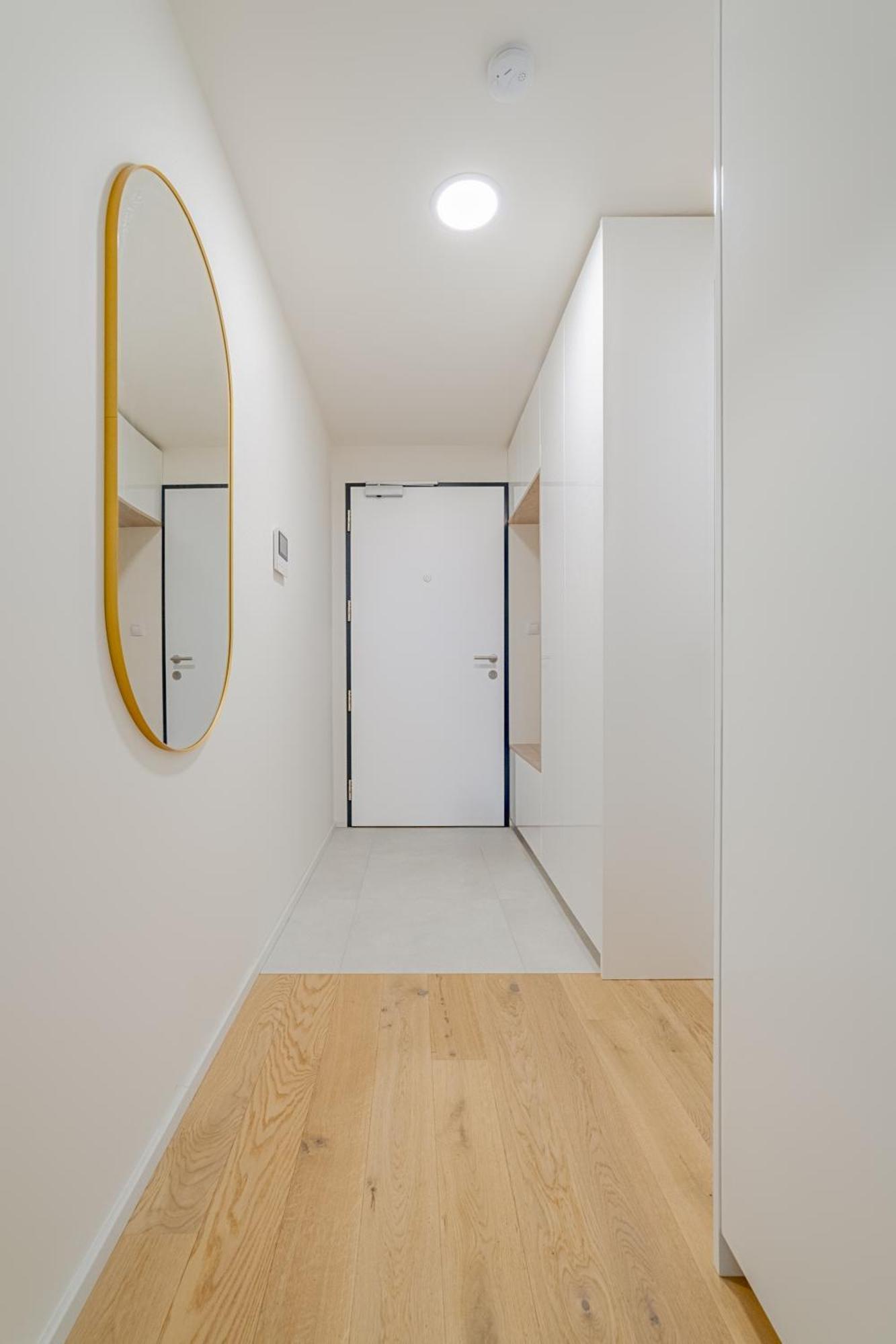 Apartment Silksuite By Rentez *