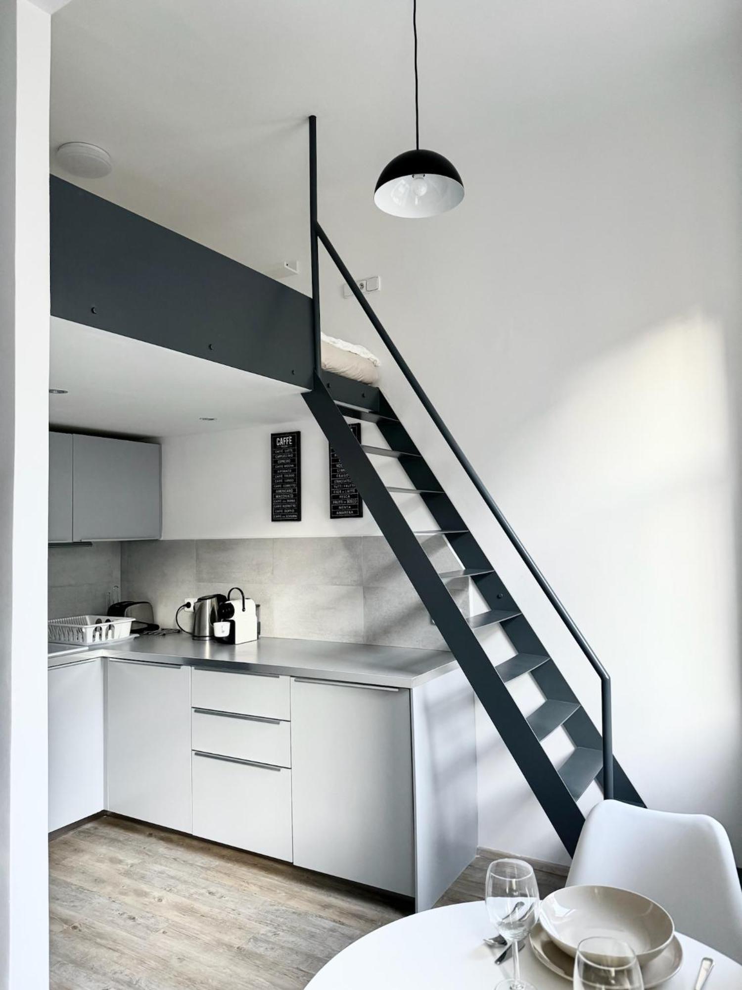 Apartment By Charles Bridge *