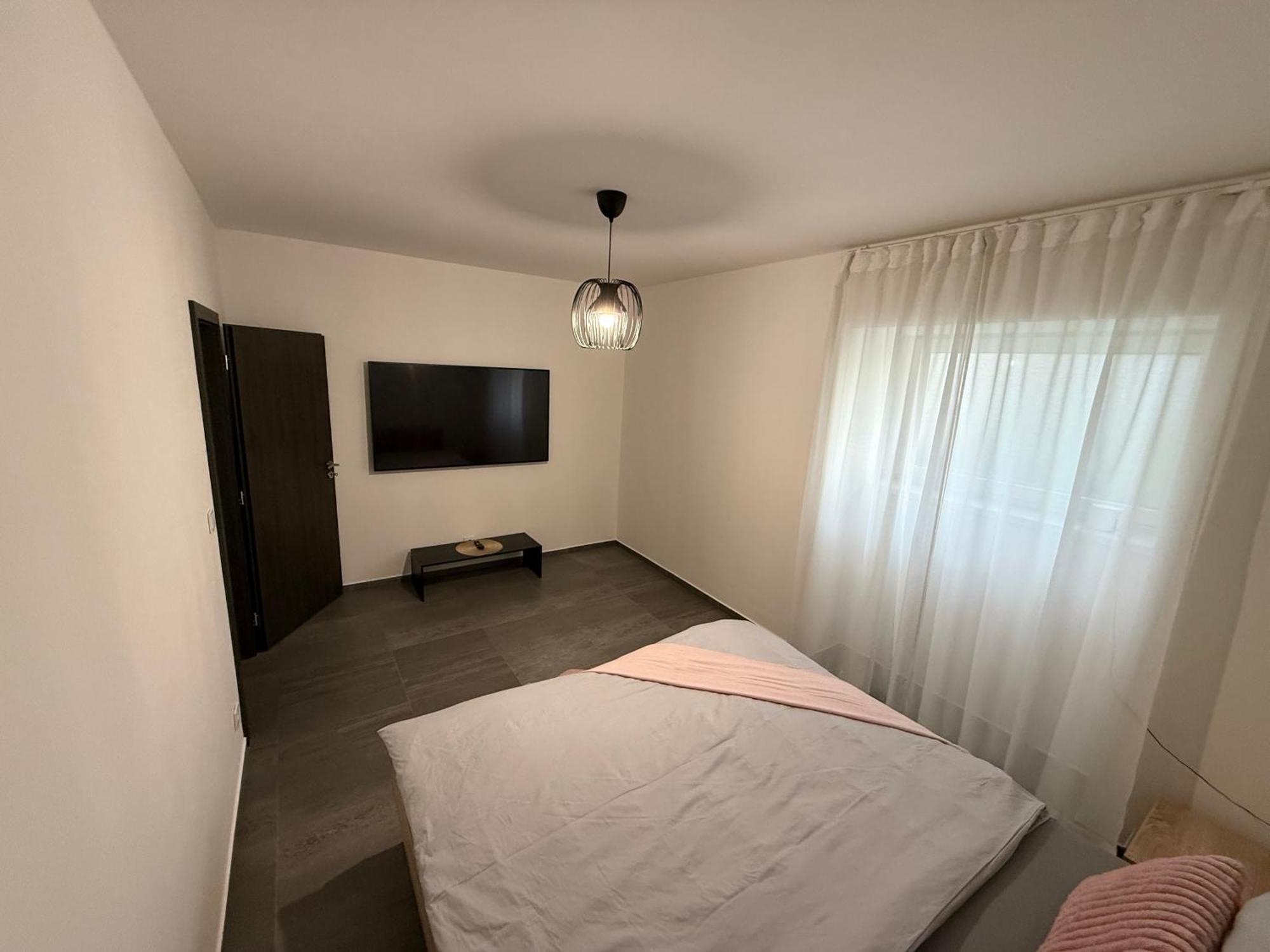 72m2 Private Garden Parking Free * Prag