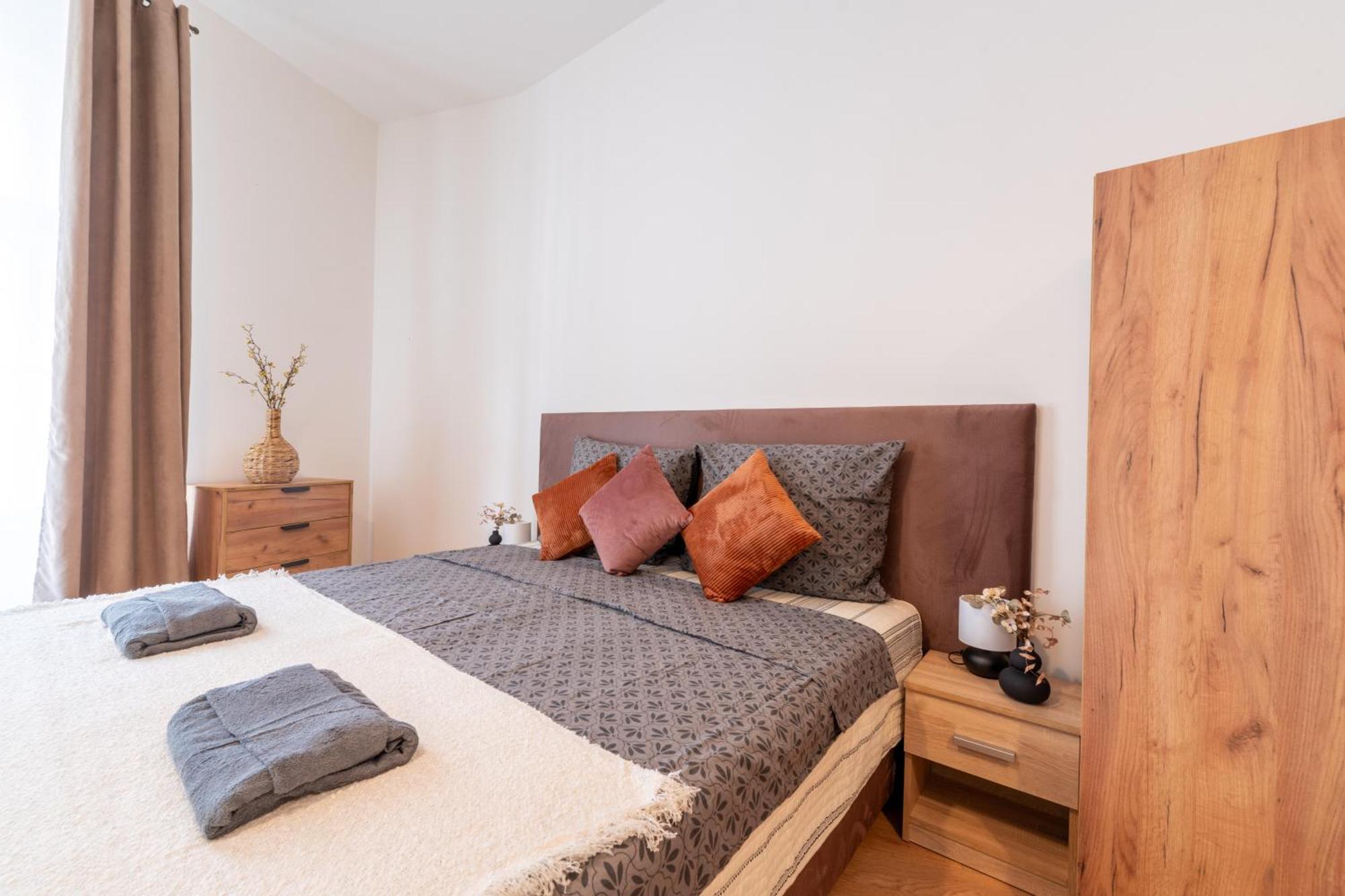 Retreat Downtown Lejlighedshotel *