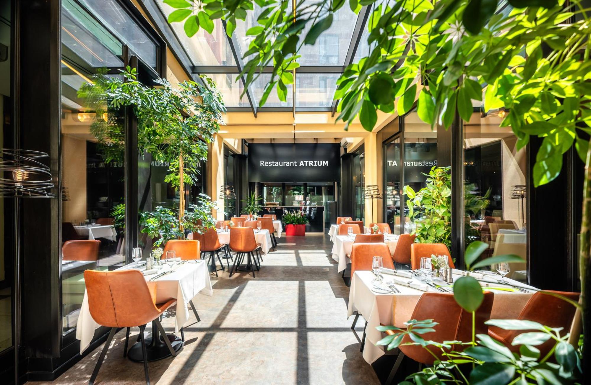 Hotel Grand Majestic 4*