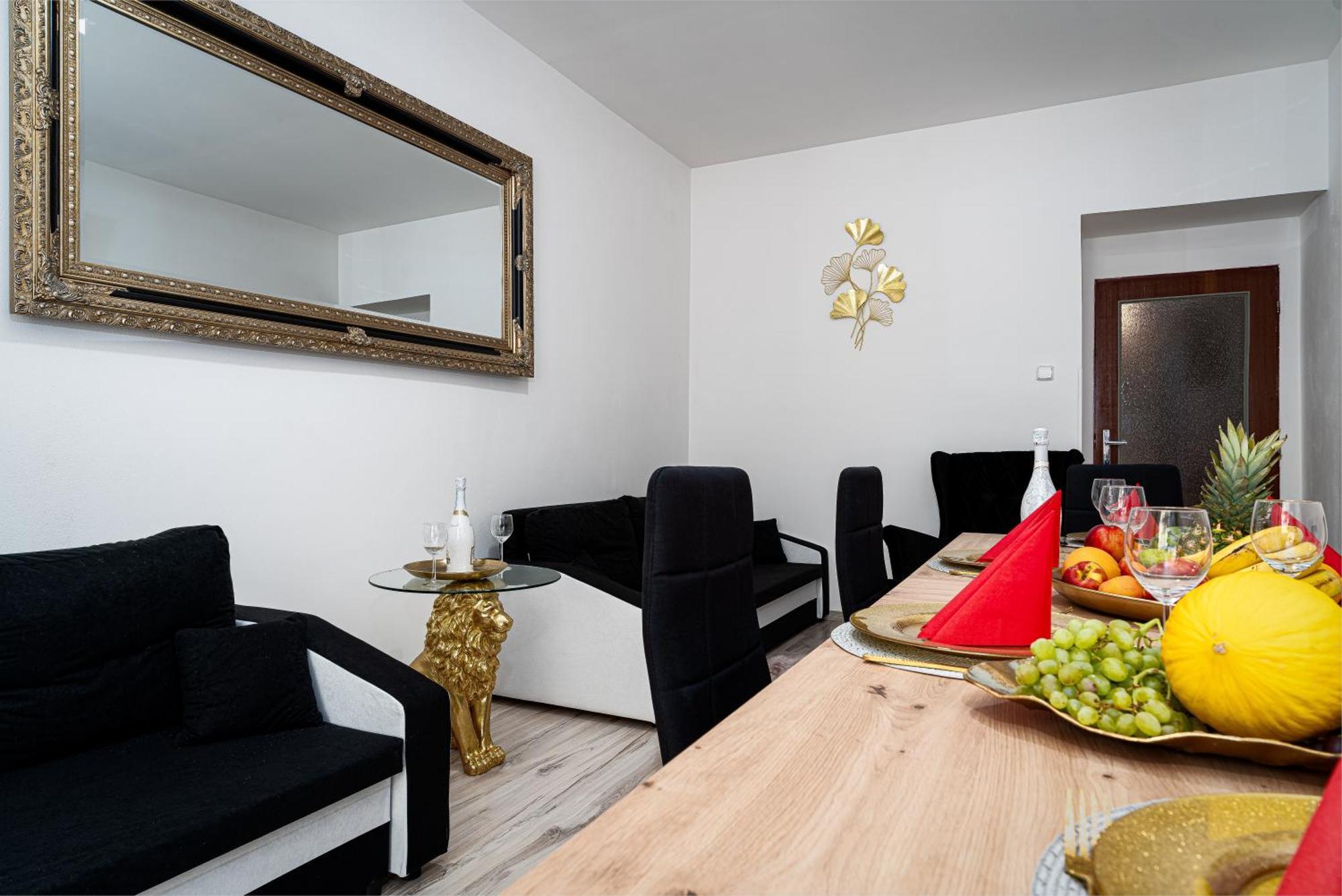 Apartment Golden Lion