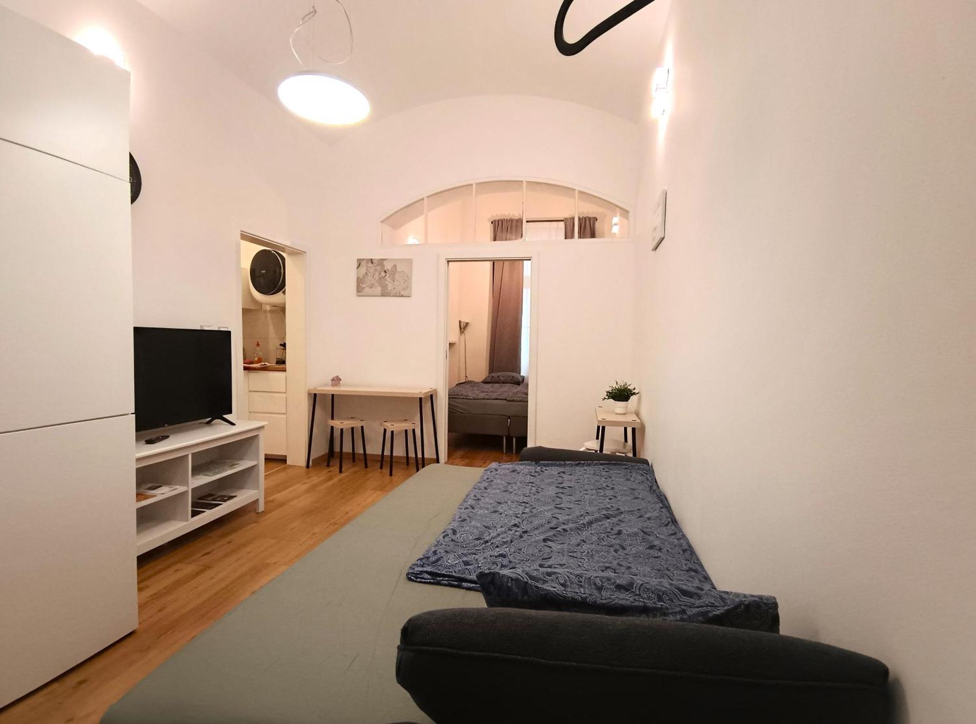 Duplex Apartment *