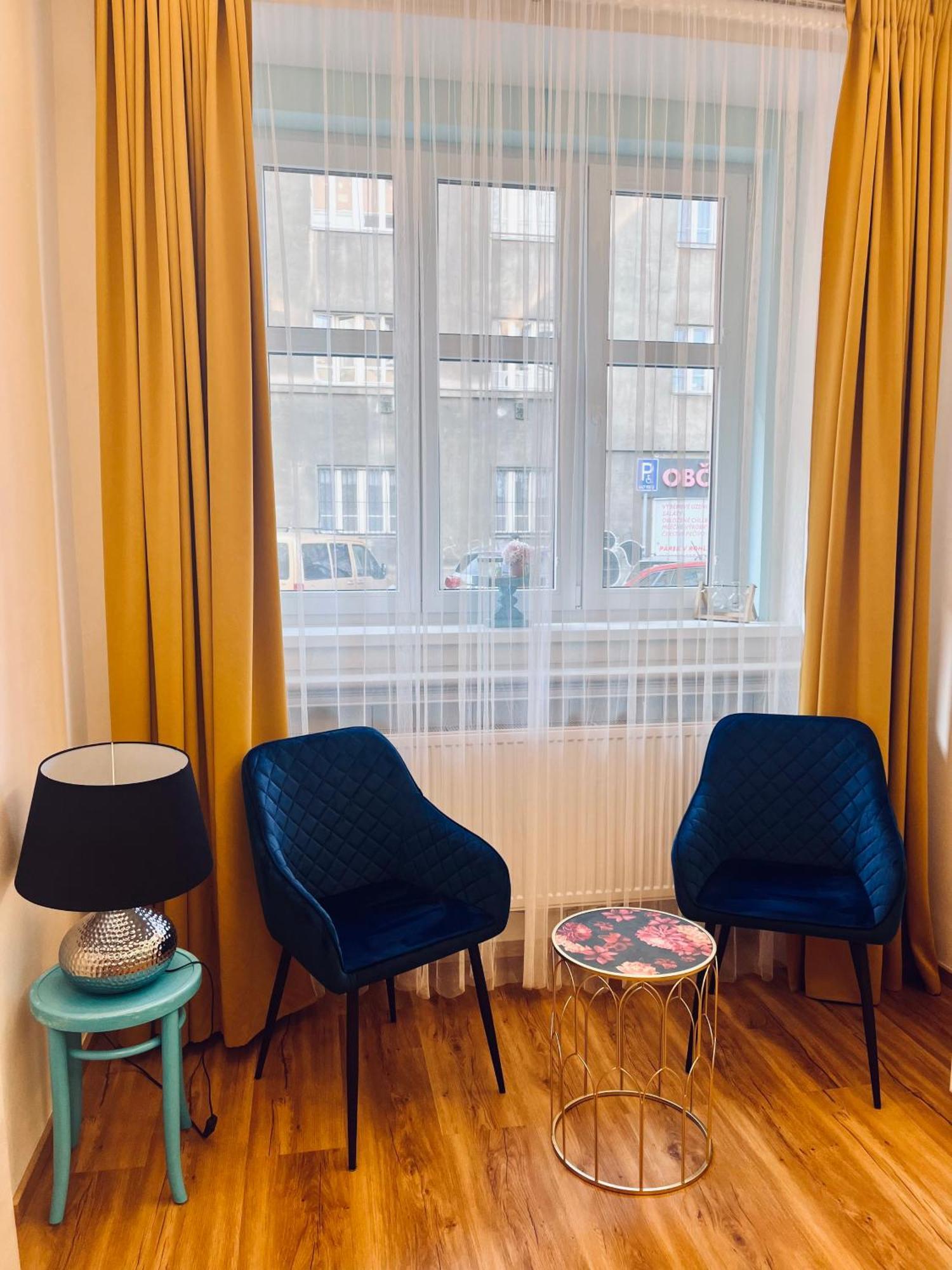Apartment Na Hluboke V Centru Prahy