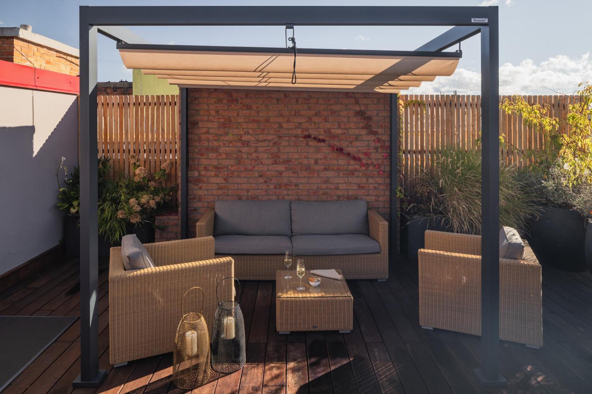Days - Luxury In Hip Area - 